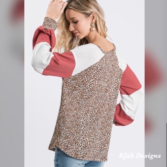 New! Clearance 🔥Waffle Animal Print Cuff Raglan Sleeve Top - Picture 8 of 8